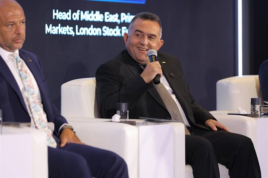 عمر رضوان رئيس البورصة المصرية: خطط التطوير الحالية تشمل توسيع آليات التداول الإلكتروني 